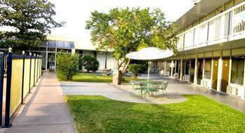 Oyo Hwy 67 Hotel 2*